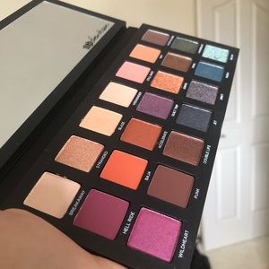 Urban Decay Born to Run Eyeshadow Palette